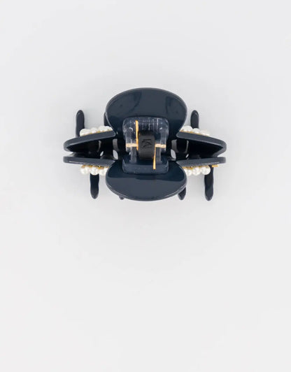 Rêve Perlé Clip-Black-claw dubai-top view-6 cm-alexandre de paris gcc