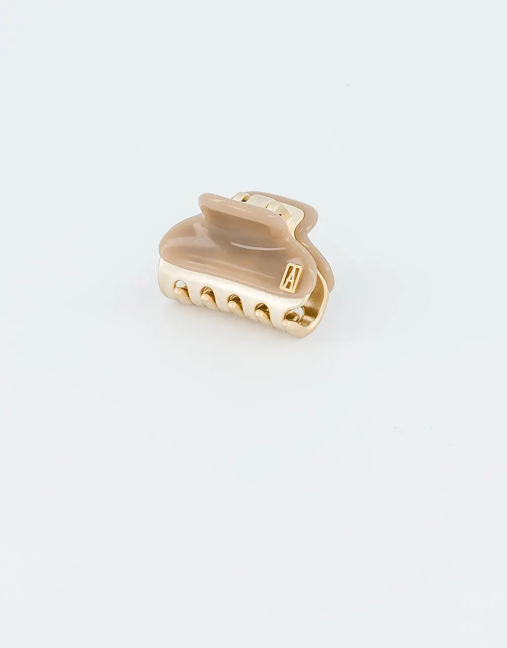 Vendome|Clips|3|BEIGE| Alexandre De Paris GCC