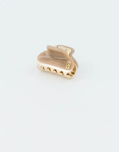 Vendome|Clips|3|BEIGE| Alexandre De Paris GCC
