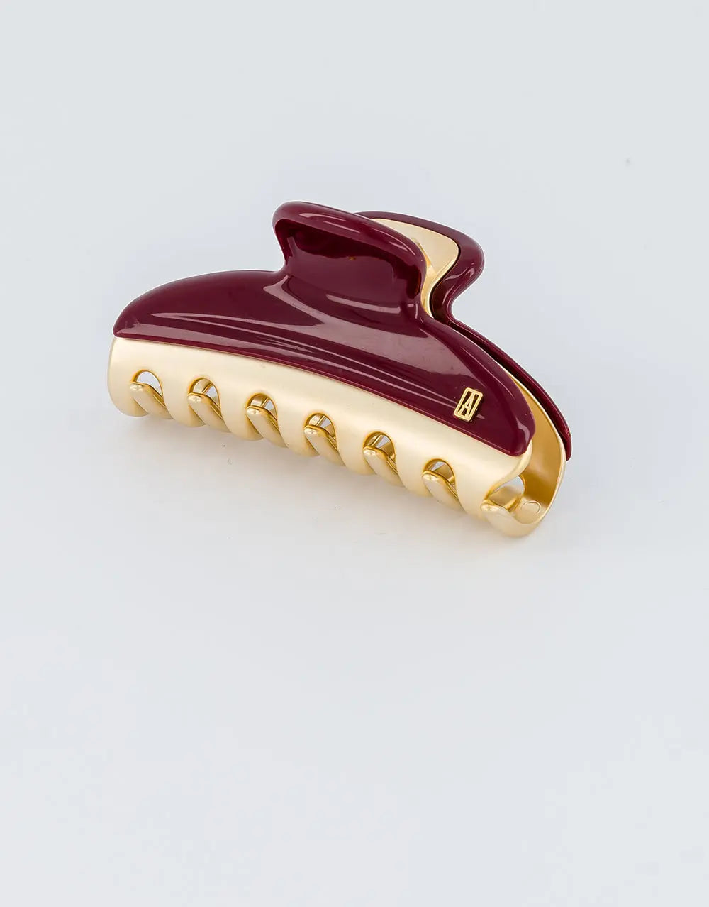 Vendome|Clips|7.5|MAROON |Acelate Alexandre De Paris GCC