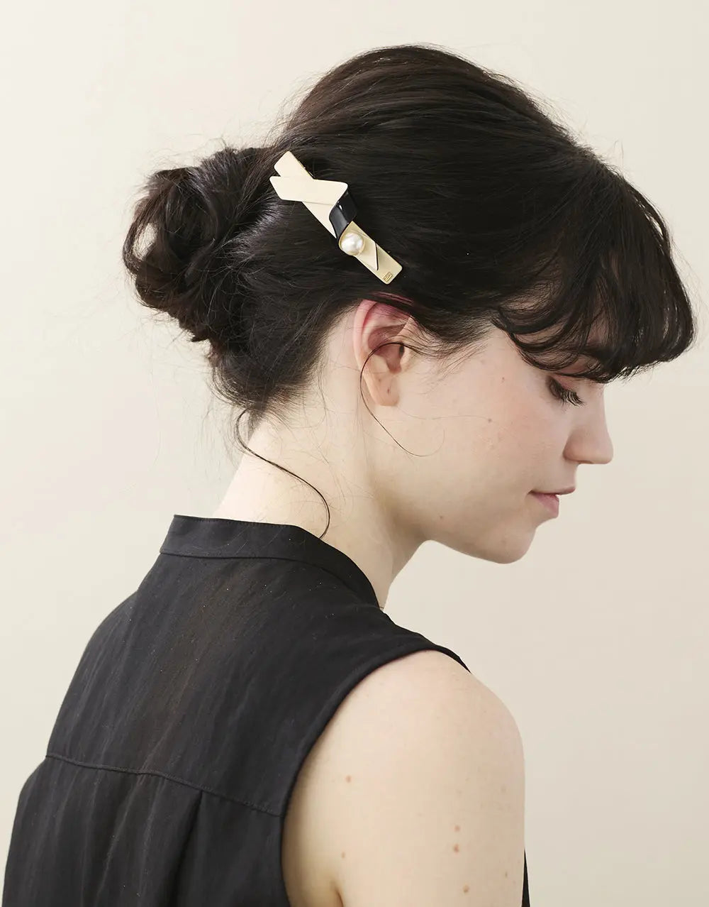 Limited|Barrette|8.5|BEIGE|Acelate Alexandre De Paris GCC