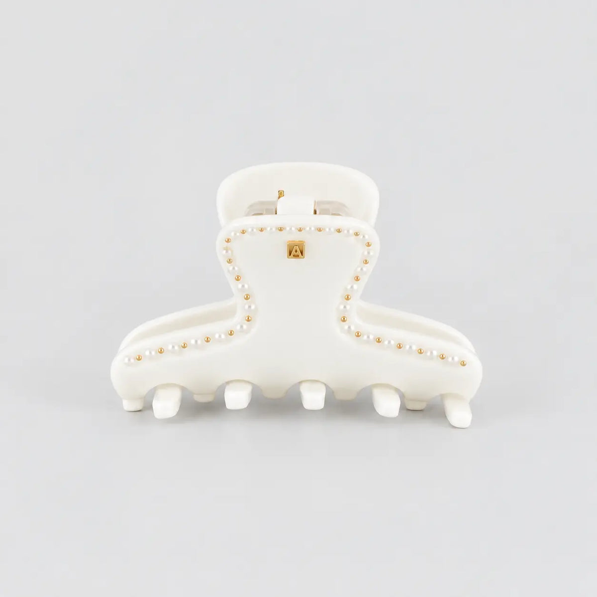 Axelle Clip-white hair clip-6.5 cm-crystal stones clip-Alexandrew de paris gcc-Bridal claw clip
