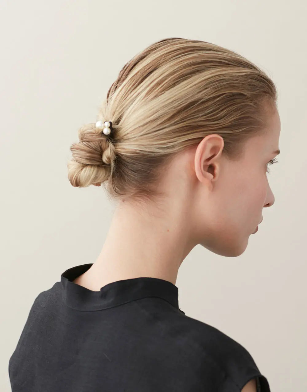 Limited|Side Barrette|7|BEIGE|Acelate Alexandre De Paris GCC