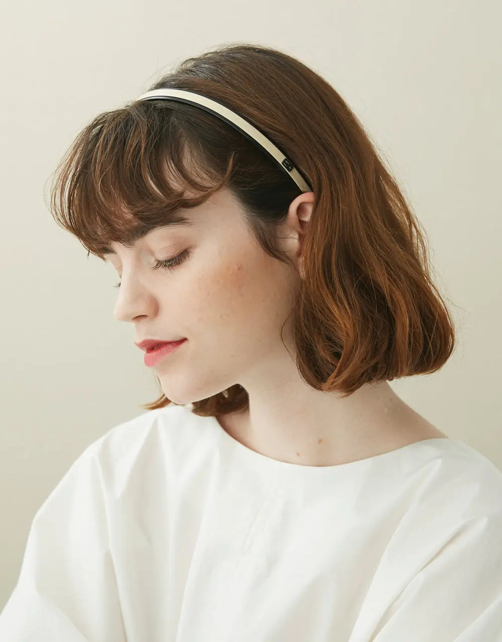 Nœud Enchanté Headband-French headband-fashion hair accessory-Beige-Alexandre de paris gcc