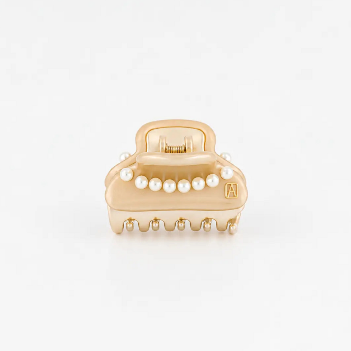 Isolde Clip-Gold-4.5 cm-fashion luxury-vendome clips-side view-alexandre de paris gcc