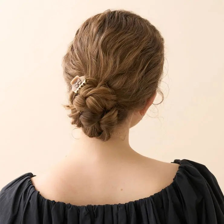 Beige Calin Clip - Beige-3 cm-Eid outfits-vendome clip-Alexandre de paris GCC-Pearl hair clip