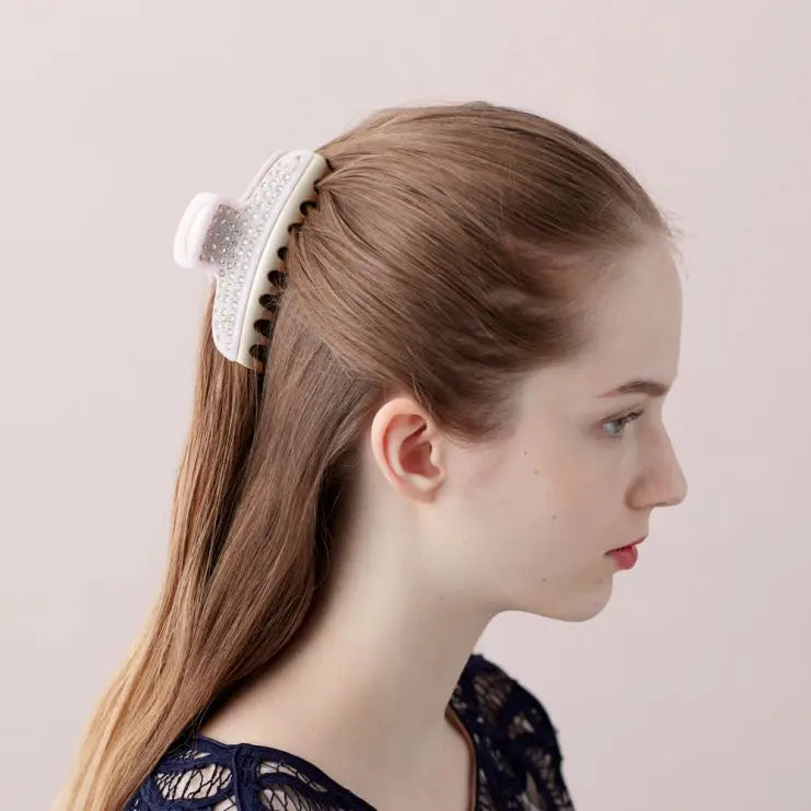 Vendome|Clips|11|WHITE|Acelate Hair & Beauty Network