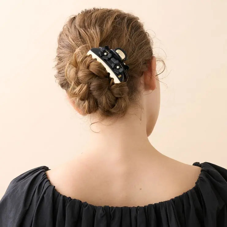 Justine hair clip- Black decorative hair clip-Floral hair claw-eid clips-vendome clip-7.5 cm-Alexandre de paris gcc