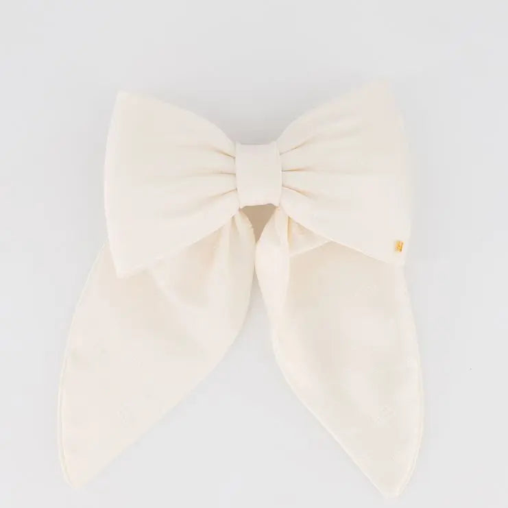 Couture|Barrette|8.5|WHITE|Satin Alexandre De Paris GCC